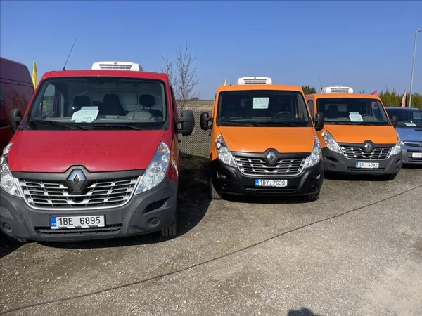 Renault Master 2,3 dCi 110k COOL DPH 12xCZaut - foto 31