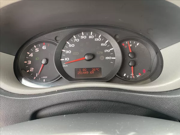Renault Master 2,3 dCi 110k COOL DPH 11xCZaut - foto 11