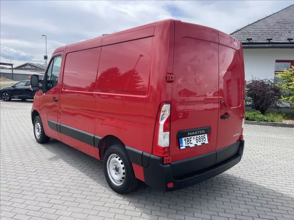 Renault Master 2,3 dCi 110k COOL DPH 11xCZaut - foto 3