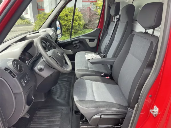 Renault Master 2,3 dCi 110k COOL DPH 11xCZaut - foto 7