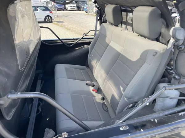 Jeep Wrangler 3,8 V6 UNLIMITED 146kw ARB Har - foto 12