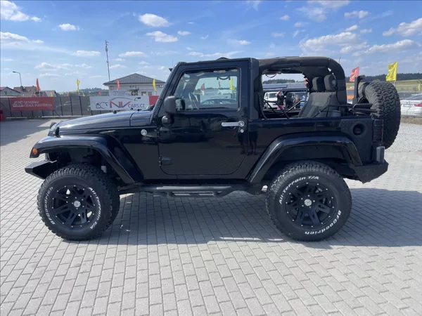 Jeep Wrangler 3,8 V6 UNLIMITED 146kw ARB Har - foto 27