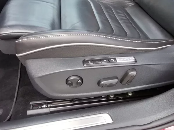 Volkswagen Arteon Shooting Brake 1.5 TSi R-LINE Manuál,Panorama - foto 26