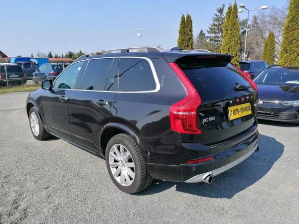 Volvo XC90 D5 AWD 7-míst Bowers & Wilkins - foto 5