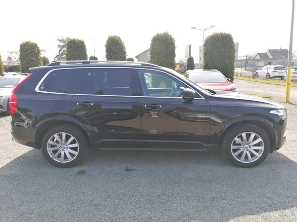Volvo XC90 D5 AWD 7-míst Bowers & Wilkins - foto 6