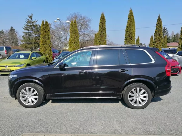 Volvo XC90 D5 AWD 7-míst Bowers & Wilkins - foto 7