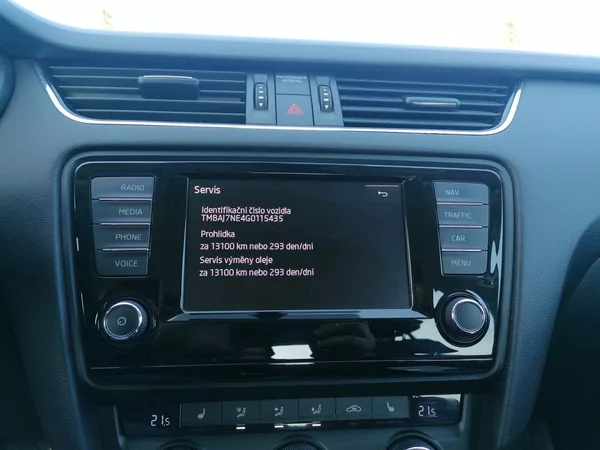 Škoda Octavia 2.0 TDi DSG Style,Navi,ACC - foto 15