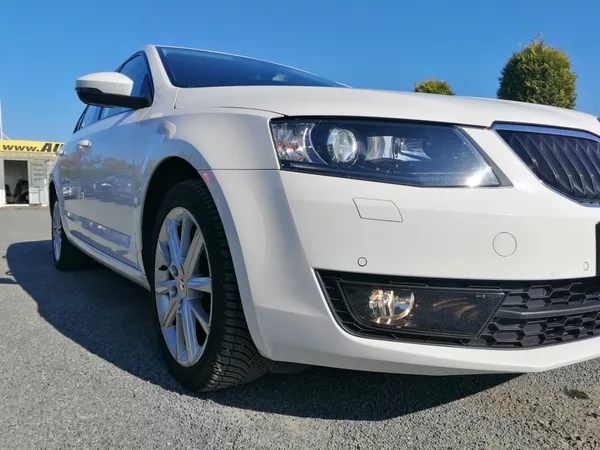 Škoda Octavia 2.0 TDi DSG Style,Navi,ACC - foto 29