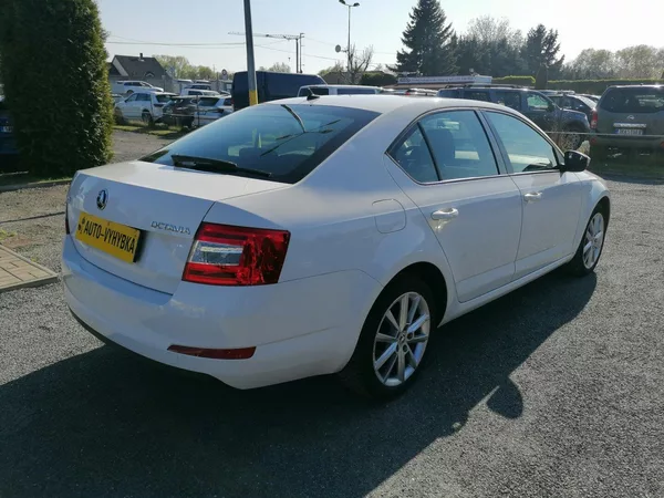 Škoda Octavia 2.0 TDi DSG Style,Navi,ACC - foto 5