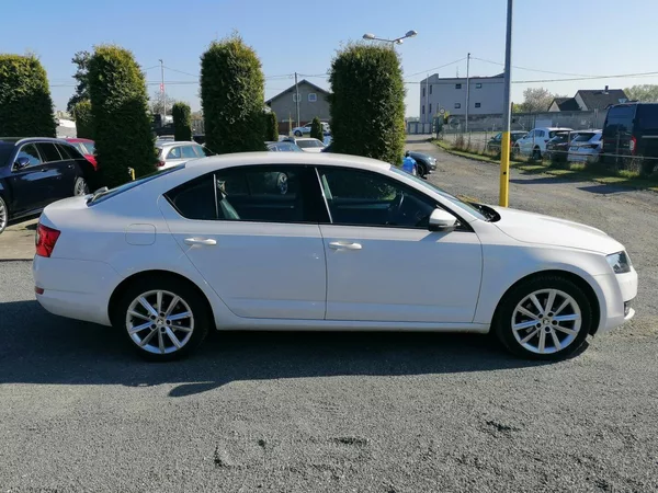 Škoda Octavia 2.0 TDi DSG Style,Navi,ACC - foto 7
