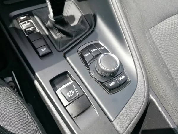BMW X1 18D 110kw X-Drive ČR LED - foto 12