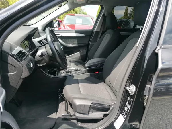 BMW X1 18D 110kw X-Drive ČR LED - foto 9