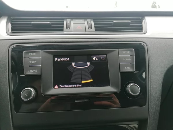 Škoda Rapid 1.4 TDi DSG výhřevy, Tempomat - foto 13