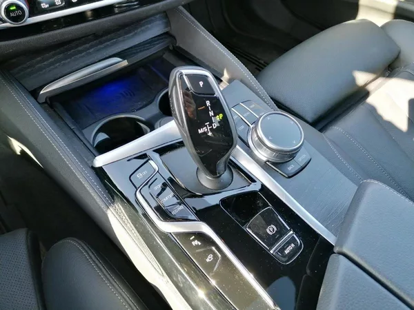 BMW Řada 5 530D xDrive M-Sport,Laser - foto 12