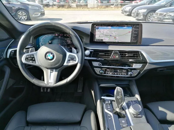 BMW Řada 5 530D xDrive M-Sport,Laser - foto 9