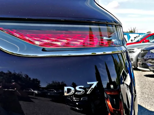 DS Automobiles DS7 Crossback 1.5 BlueHdi SO CHIC - foto 31
