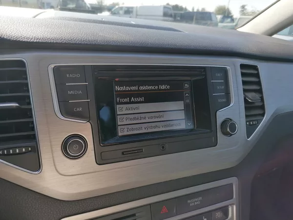Volkswagen Golf Sportsvan 1.6 TDi 81kW Digi.Klima,Výhřev - foto 12