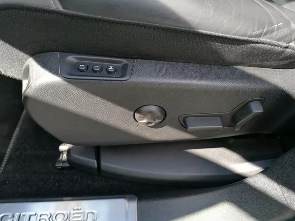 Citroën C5 Aircross 1.5 BlueHDi A/T Full LED,Masáž - foto 26