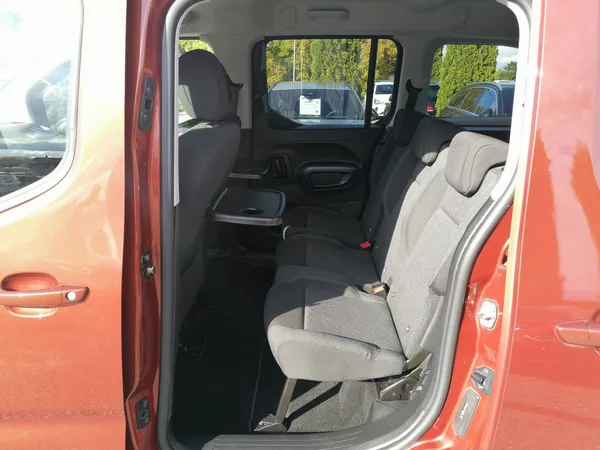 Peugeot Rifter MAXI 1.2 PureTech Allure EAT8 - foto 10