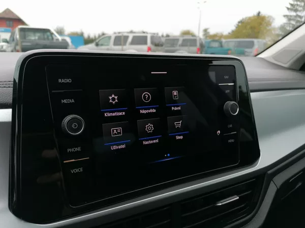 Volkswagen T-Roc 1.5 TSi 110kW DSG ACC - foto 21