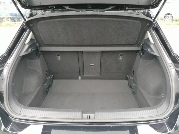 Volkswagen T-Roc 1.5 TSi 110kW DSG ACC - foto 27