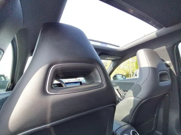 Mercedes-Benz Třídy A 2.0 200D AMG Line 110kW 9G - foto 13