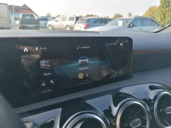 Mercedes-Benz Třídy A 2.0 200D AMG Line 110kW 9G - foto 35