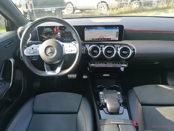 Mercedes-Benz Třídy A 2.0 200D AMG Line 110kW 9G - foto 8