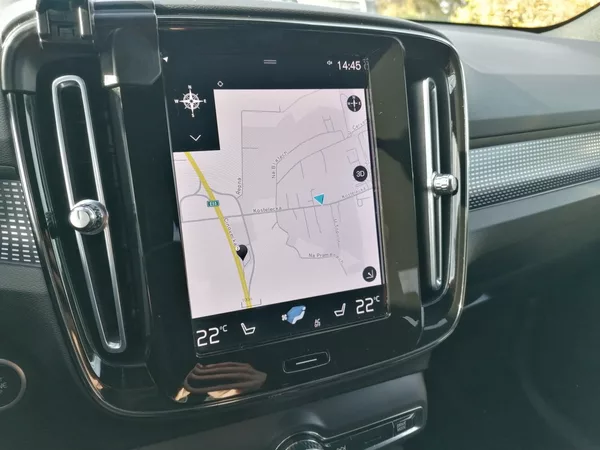 Volvo XC40 1.5 T3 R-DESIGN Aut. - foto 12