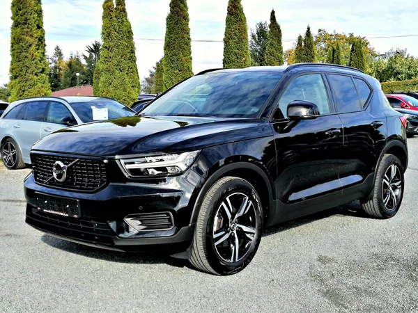 Volvo XC40 1.5 T3 R-DESIGN Aut. - foto 2