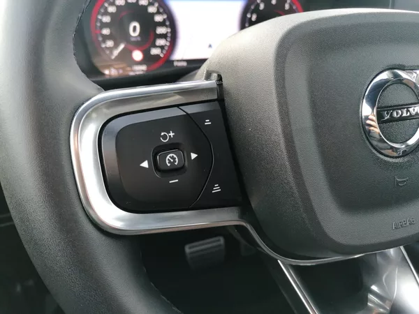 Volvo XC40 1.5 T3 R-DESIGN Aut. - foto 22