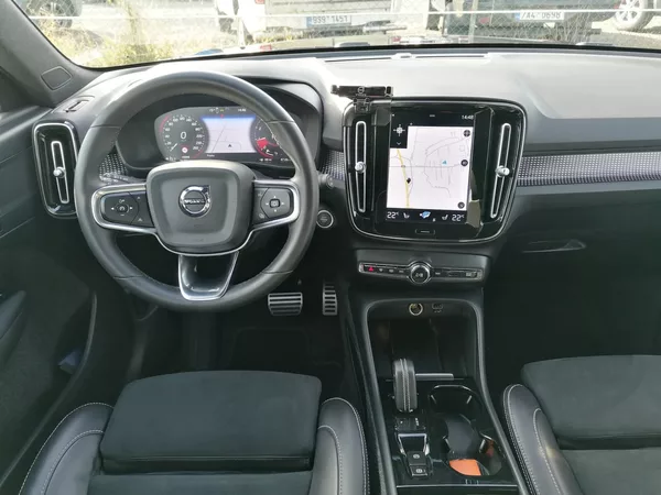 Volvo XC40 1.5 T3 R-DESIGN Aut. - foto 8