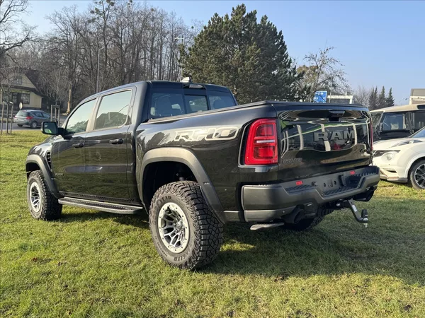 Dodge RAM 2,9 1500 CrewCab 3,0 RHO - foto 10