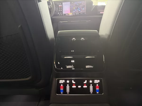 Audi A6 3,0 3,0 V6 TFSI QUATTRO S-li - foto 35