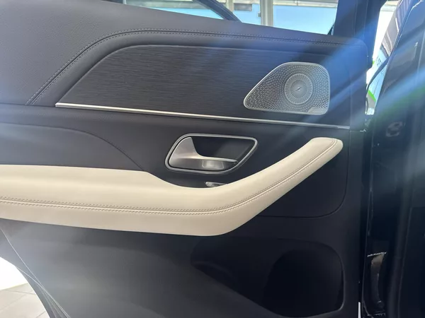 Mercedes-Benz GLE - foto 24