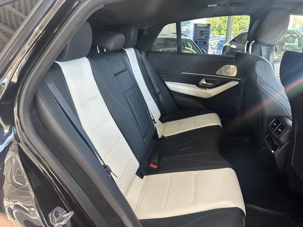 Mercedes-Benz GLE - foto 36