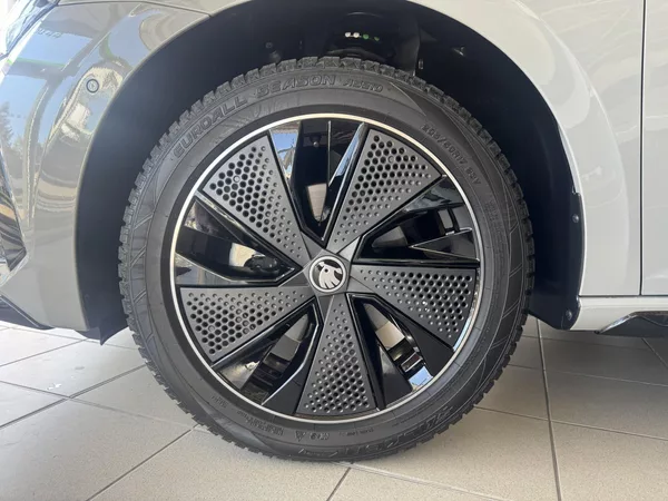 Škoda Scala Monte Carlo 1,5TSI DSG - foto 29