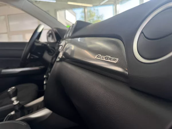 Suzuki Vitara - foto 21