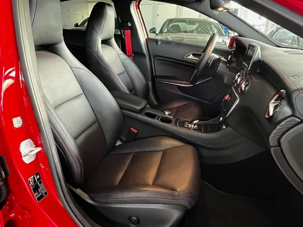 Mercedes-Benz Třídy A 45 AMG 4Matic - foto 15