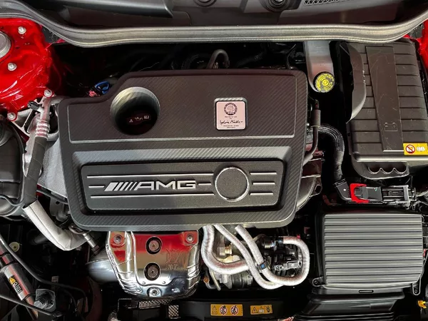 Mercedes-Benz Třídy A 45 AMG 4Matic - foto 22