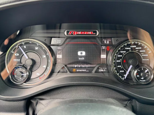 Dodge RAM 3,0 REBEL - foto 11