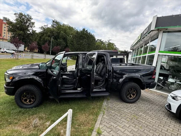 Dodge RAM 3,0 REBEL - foto 22