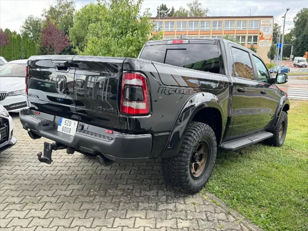 Dodge RAM 3,0 REBEL - foto 5