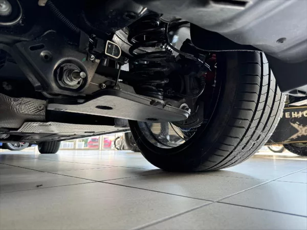 Alfa Romeo Giulia 2,0 COMPETIZIONE - foto 16
