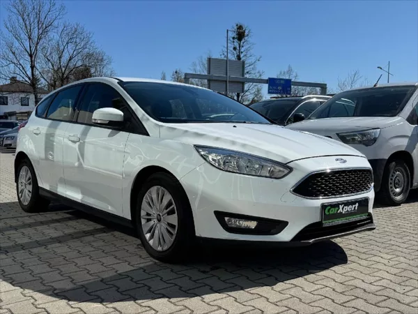 Ford Focus 1,0 Trend EcoBoost Trend - foto 3
