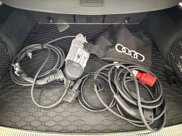 Audi Q5 2,0 Sportback TFSIe Plug-in- - foto 21