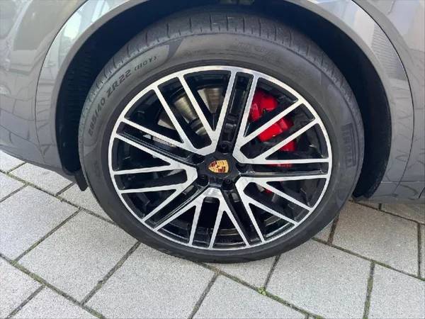 Porsche Cayenne 4,0 V8 S Coupe - foto 5