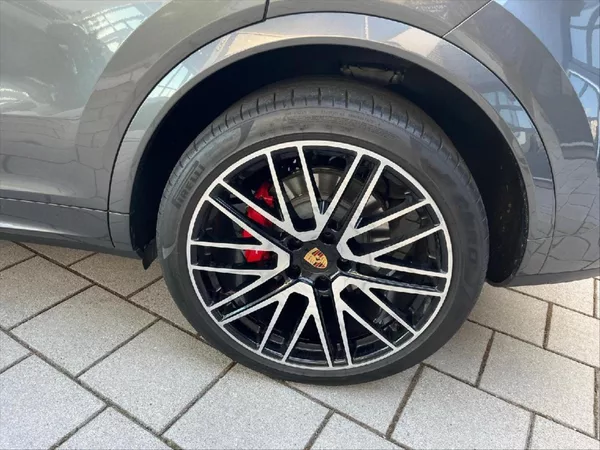 Porsche Cayenne 4,0 V8 S Coupe - foto 7