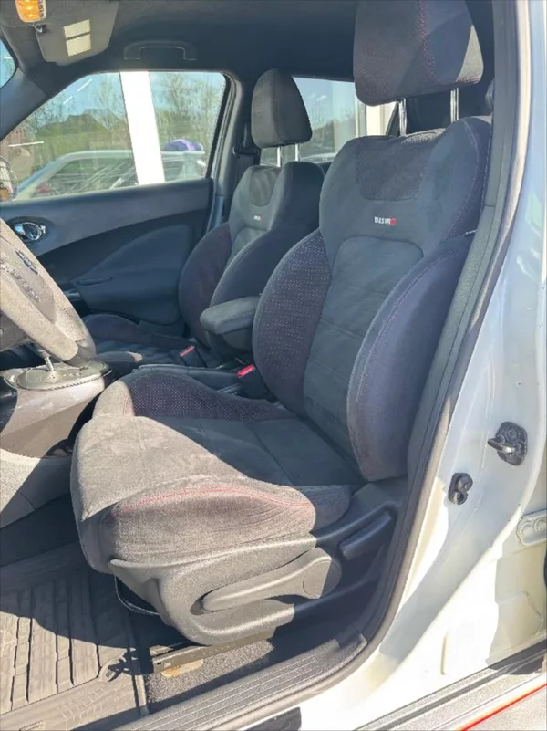 Nissan Juke 1,6 I DIG-T CVT-M7 147kW Nismo - foto 10