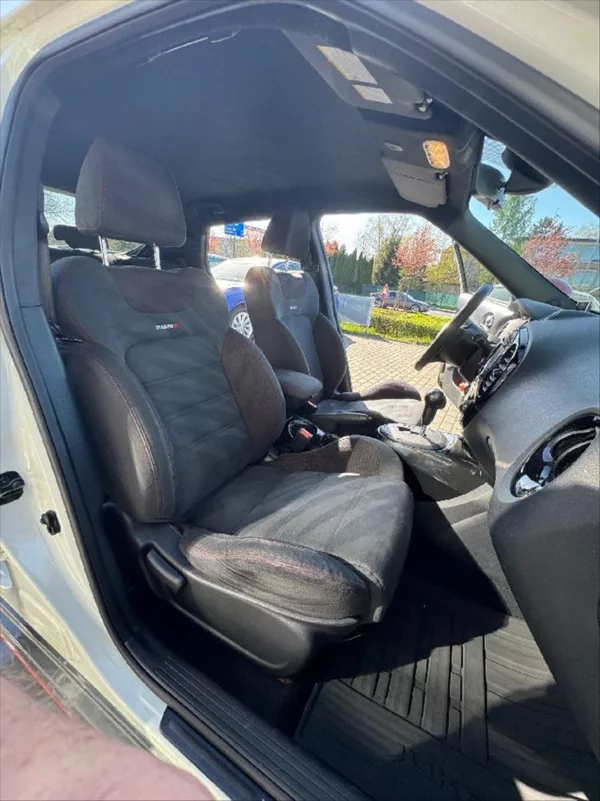 Nissan Juke 1,6 I DIG-T CVT-M7 147kW Nismo - foto 16